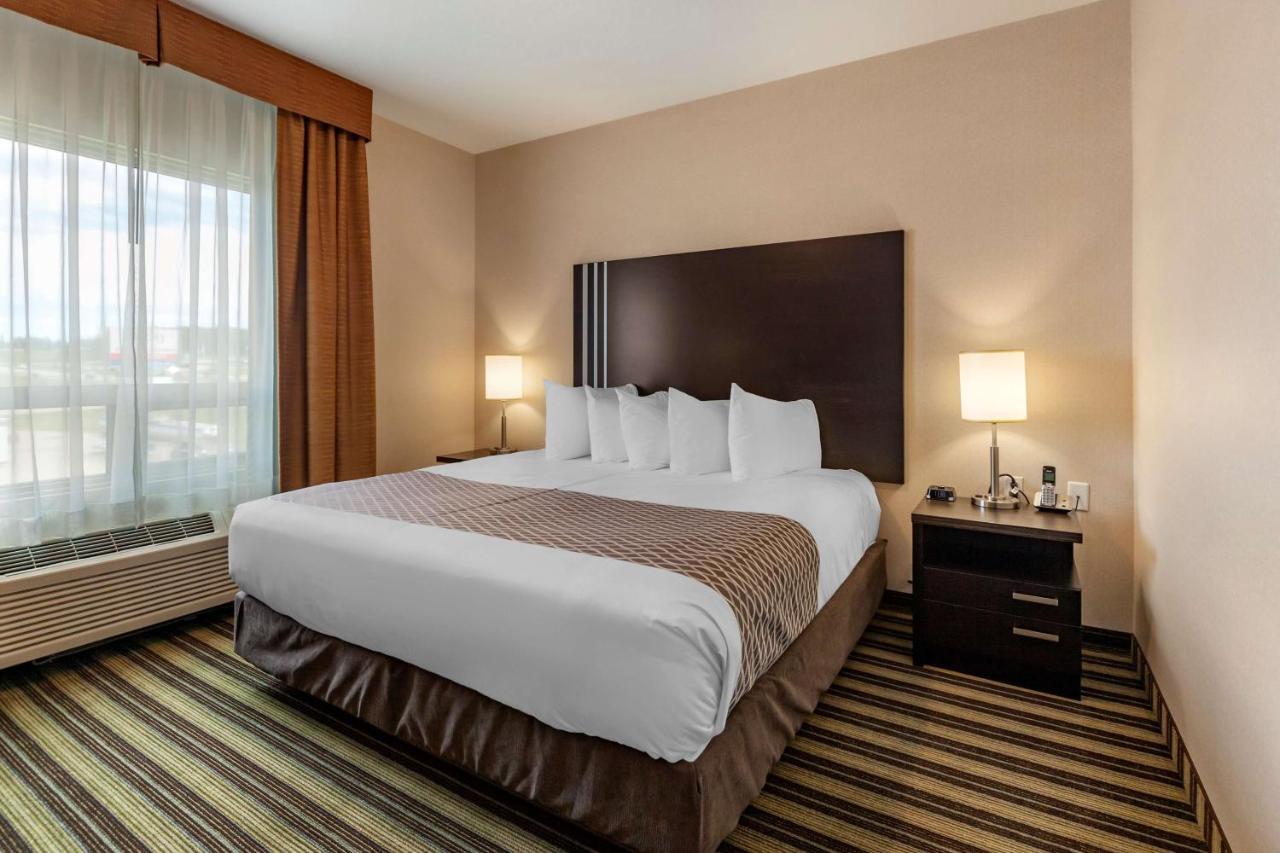 Best Western Plus Drayton Valley All Suites Exterior foto